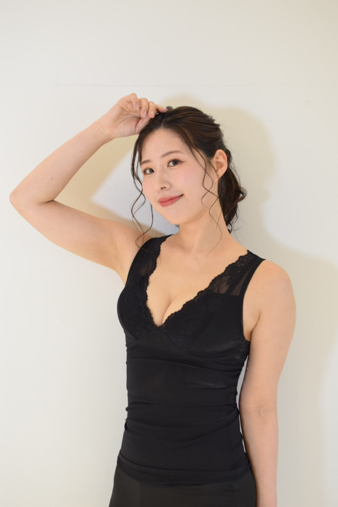 美シルエットレース補正タンクトップ