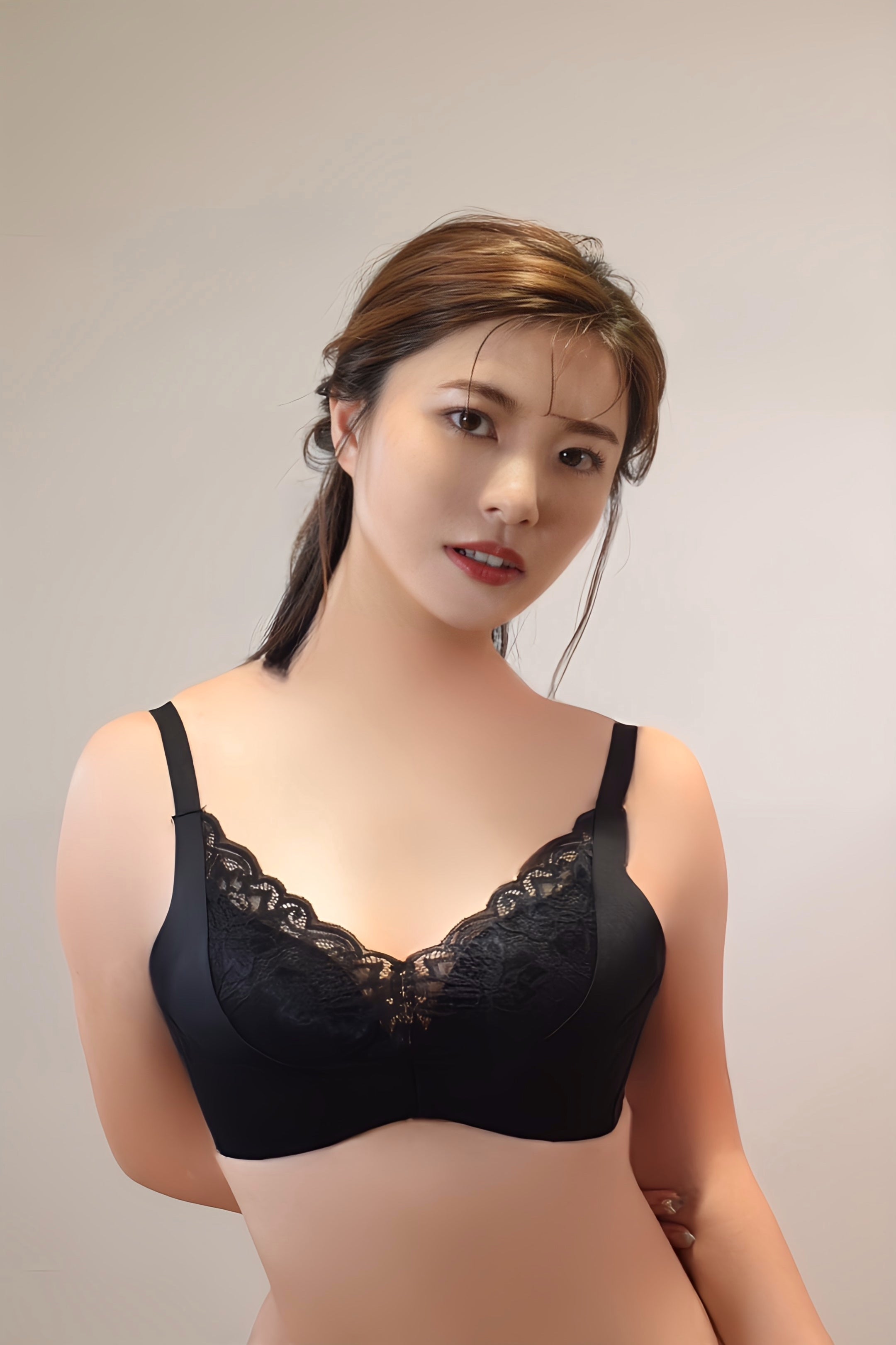 脇肉すっきり脇高3段ホック美胸ブラ